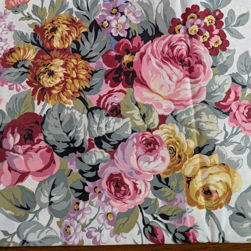 Vintage Floral Ralph Lauren Allison Queen Flat Sheet.